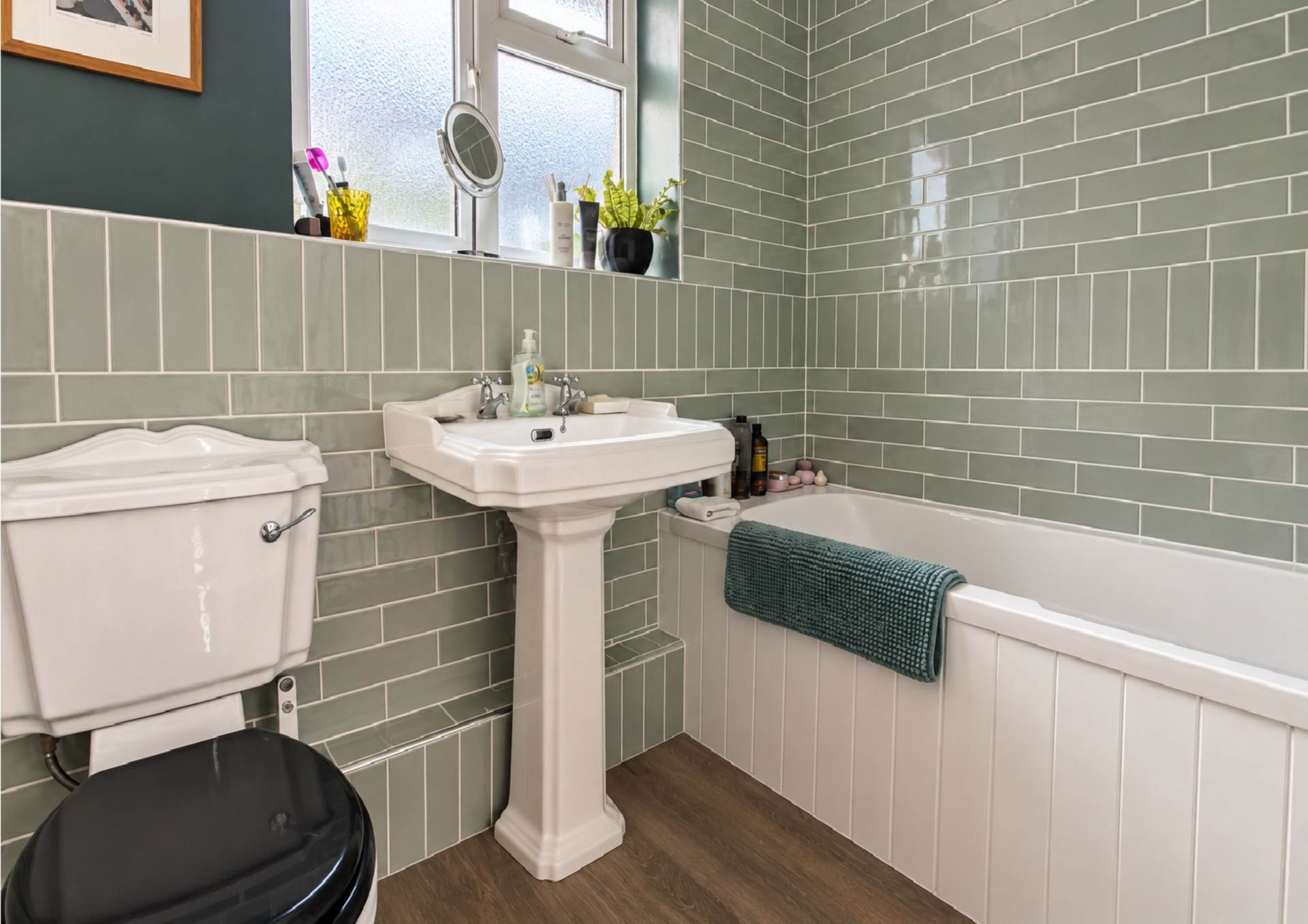 Holywell Cottages, Nash, Image 7