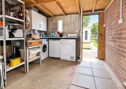 Holywell Cottages, Nash, Image 14