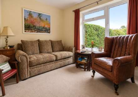 Holywell Cottages, Nash, Image 4