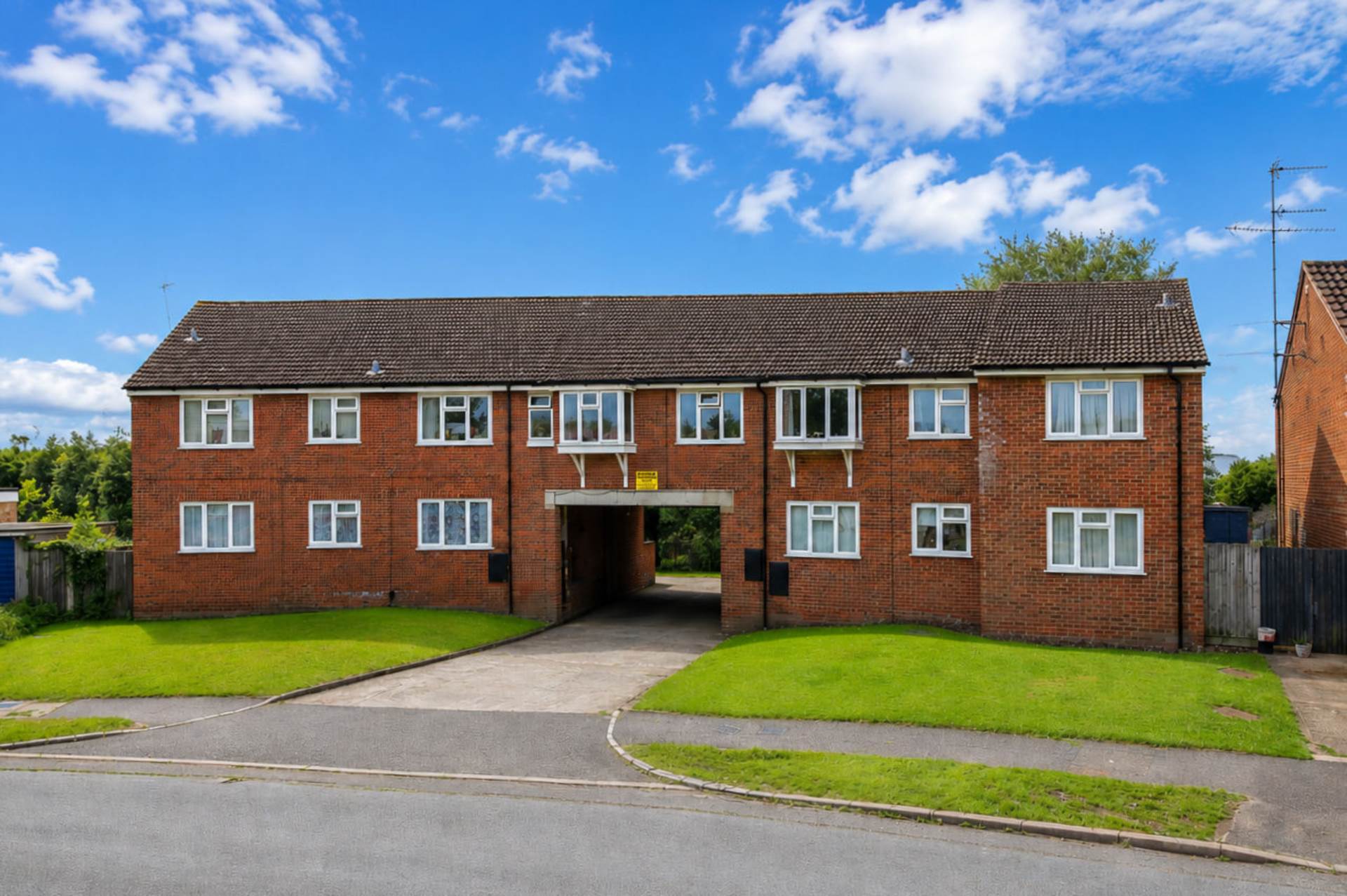 Willow Court, Aylesbury, Image 1
