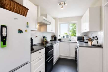 Willow Court, Aylesbury, Image 3