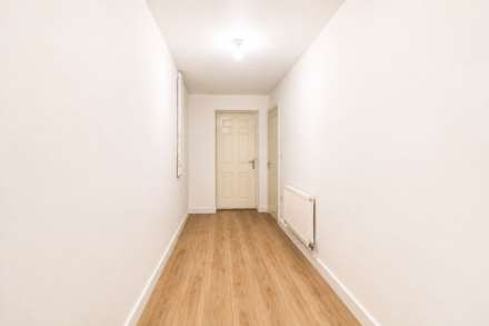 Perrine Close, Aylesbury, Image 8