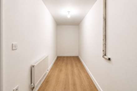 Perrine Close, Aylesbury, Image 9