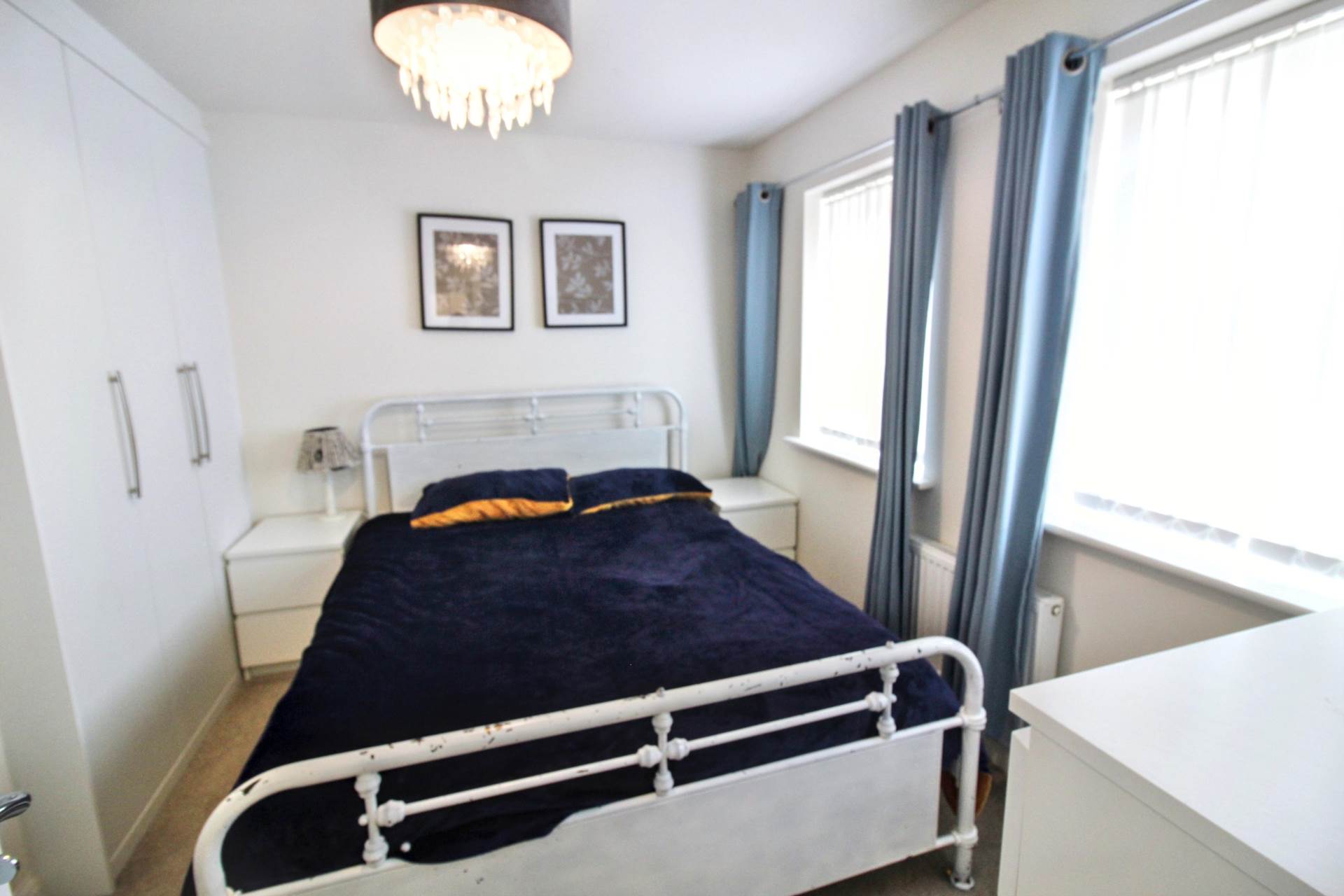 Fitz Hugh Crescent, Milton Keynes, Image 11