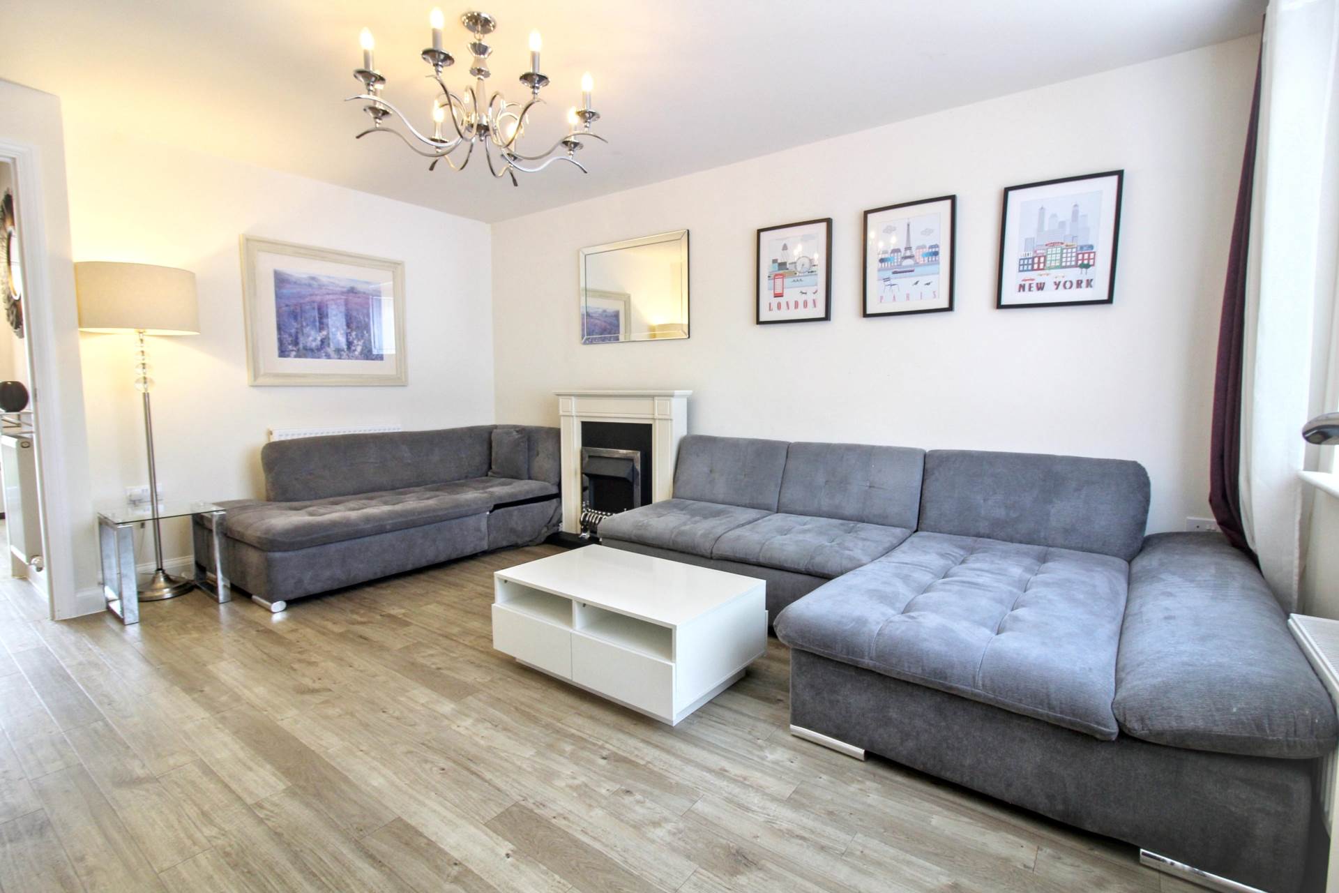 Fitz Hugh Crescent, Milton Keynes, Image 2
