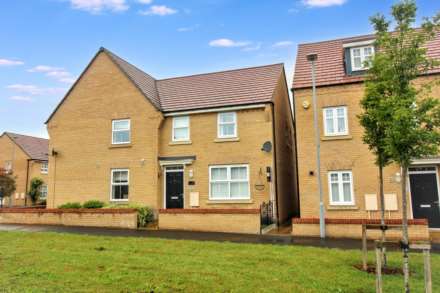 Fitz Hugh Crescent, Milton Keynes, Image 1