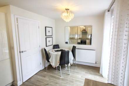 Fitz Hugh Crescent, Milton Keynes, Image 6