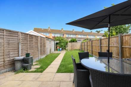 Westmorland Avenue, Aylesbury, Image 4
