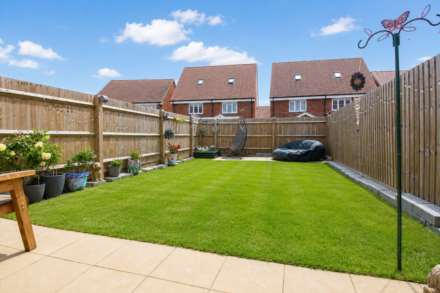 Clayfield Road, Aylesbury, Image 4