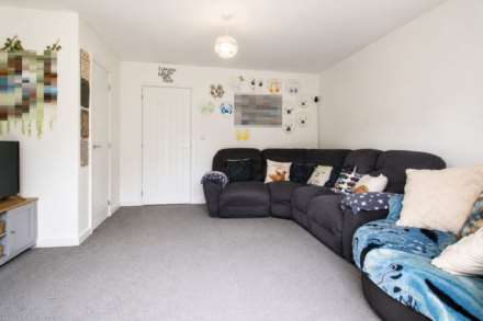Clayfield Road, Aylesbury, Image 5