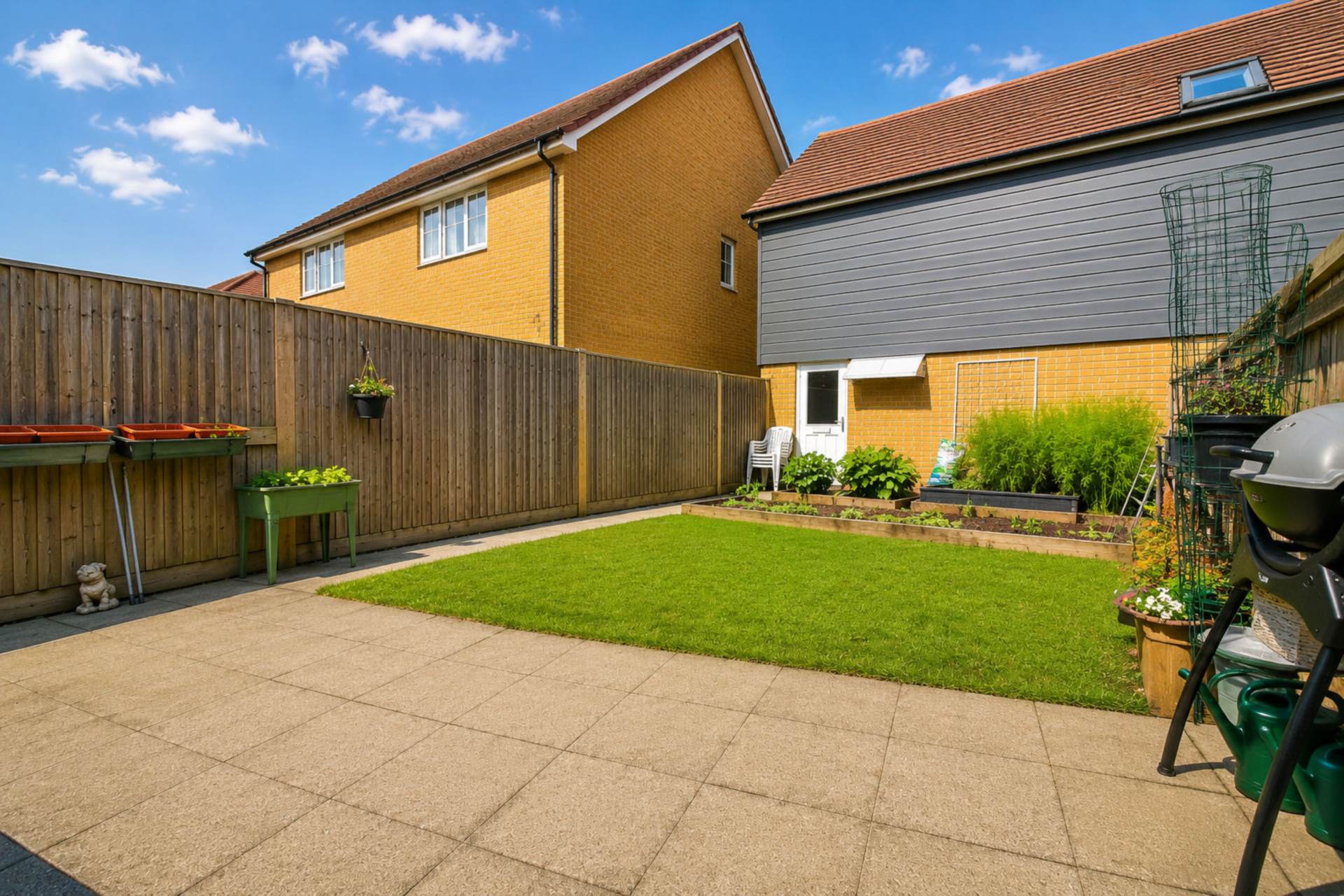 Birmingham Drive, Aylesbury, Image 5