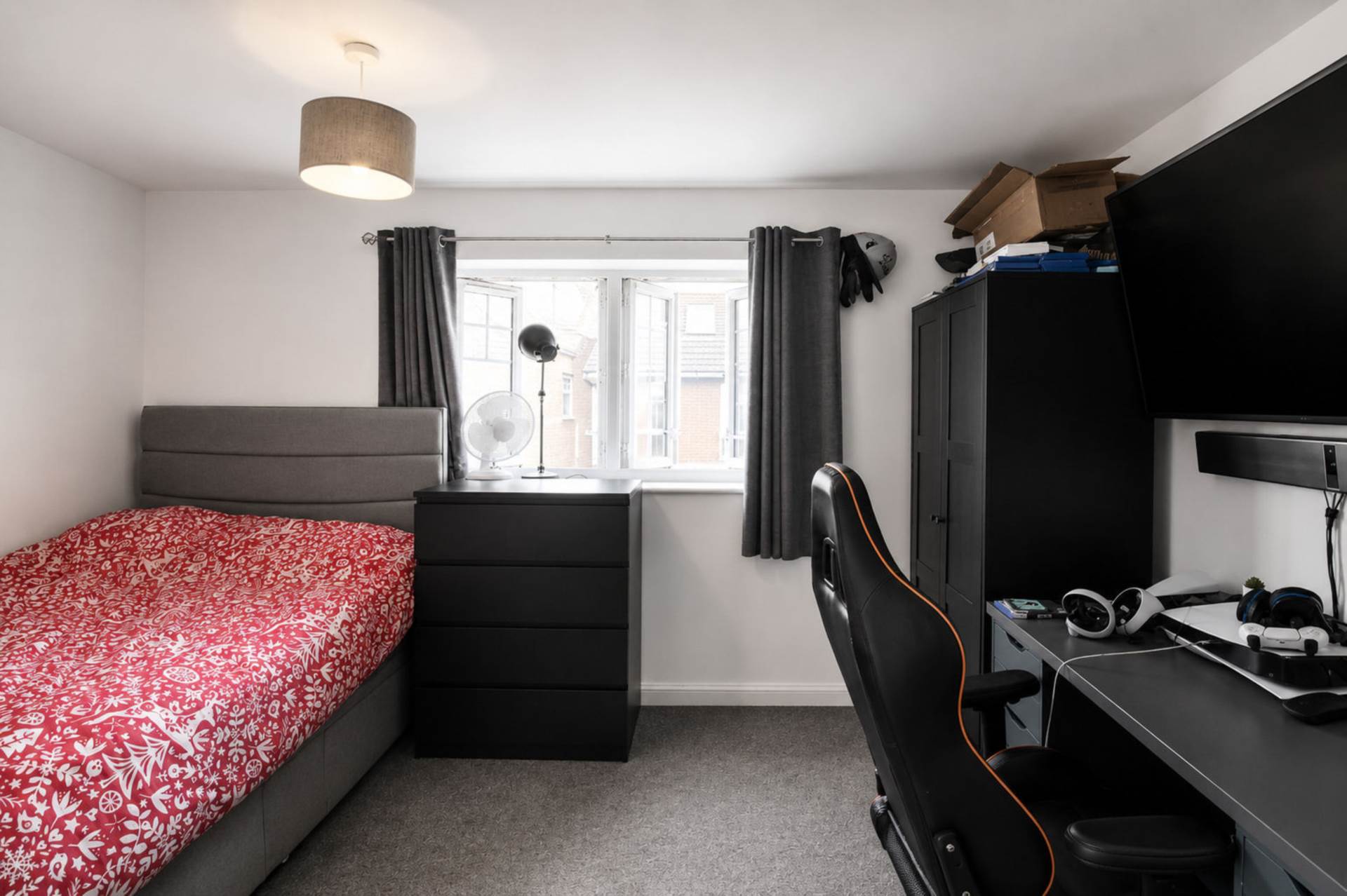 Birmingham Drive, Aylesbury, Image 9
