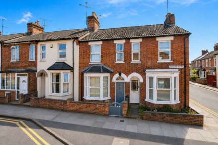 Property For Sale Queens Park, Aylesbury