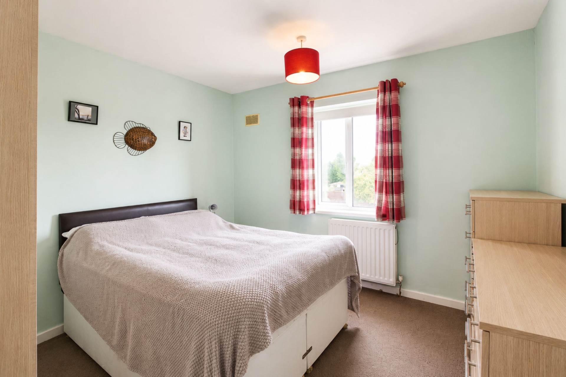 Churchill Avenue, Aylesbury, Image 11
