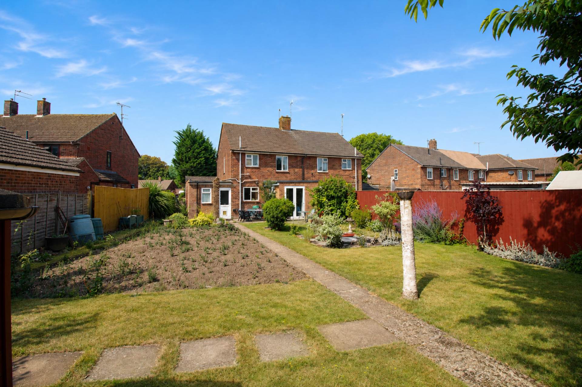 Churchill Avenue, Aylesbury, Image 4