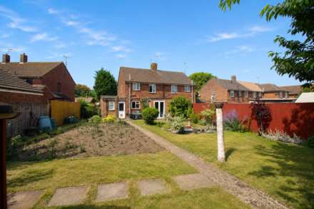 Churchill Avenue, Aylesbury, Image 4