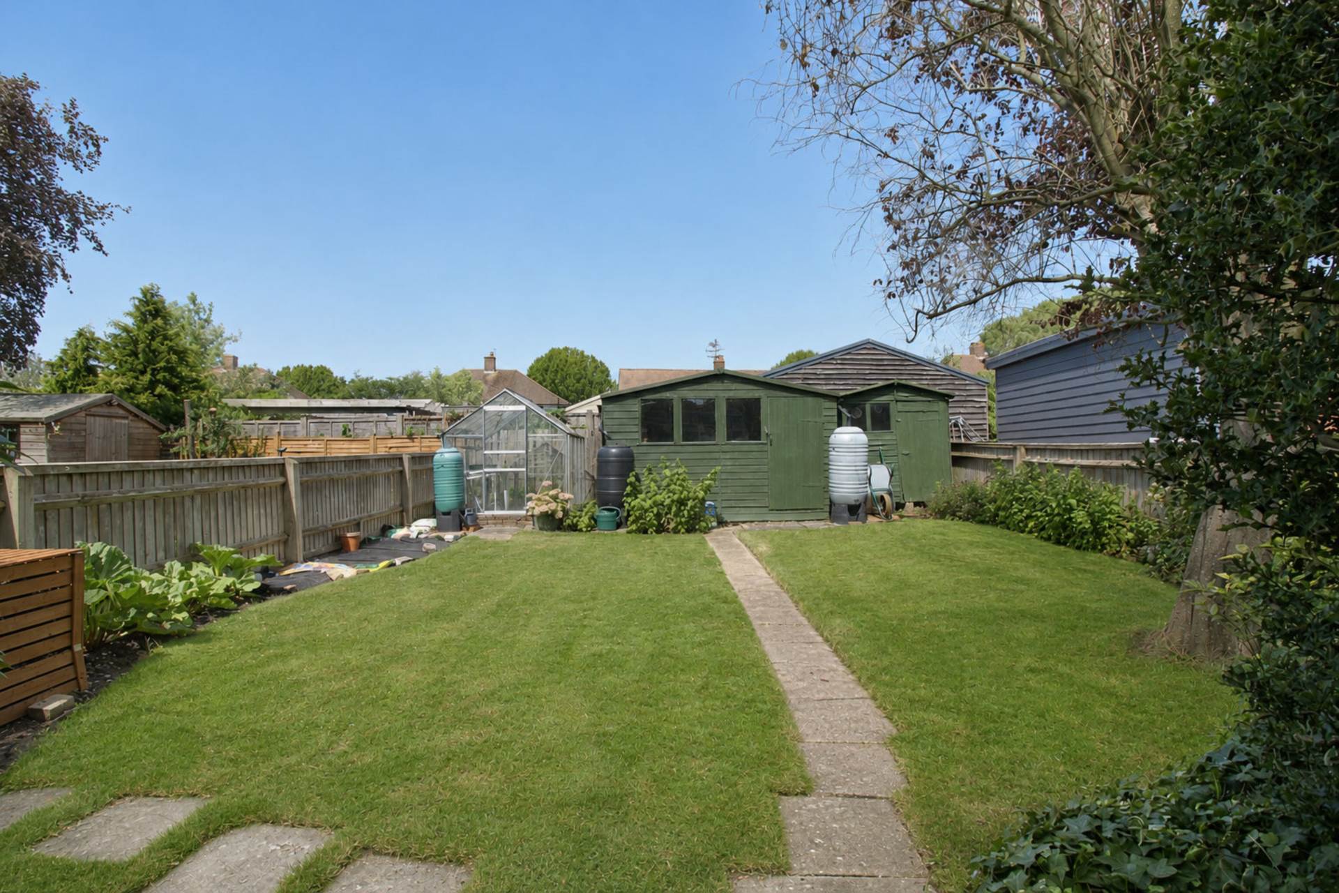 Broughton Avenue, Aylesbury, Image 17