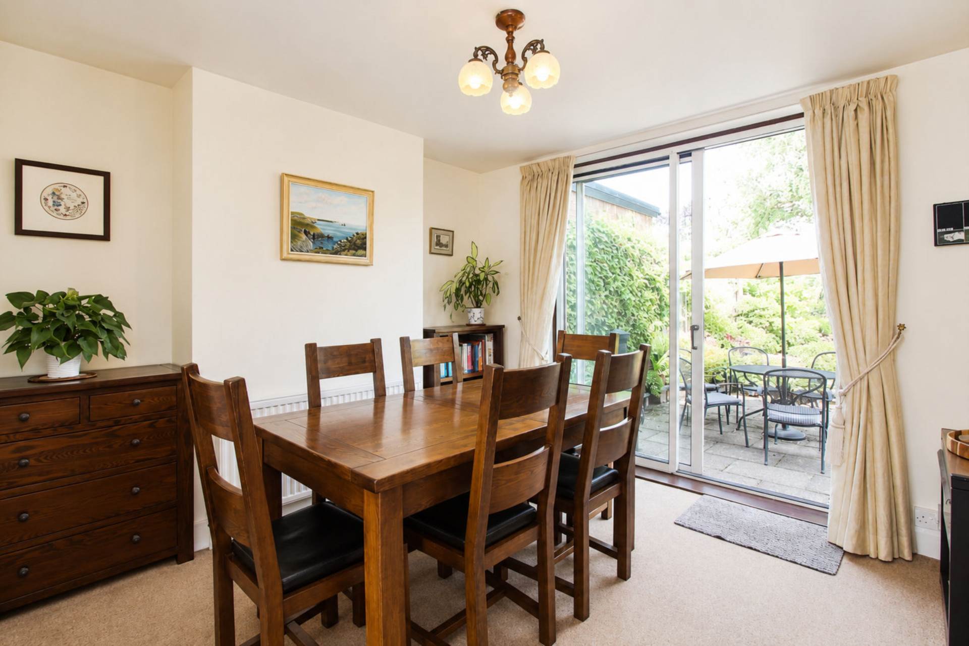 Broughton Avenue, Aylesbury, Image 5