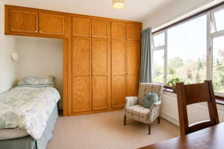 Broughton Avenue, Aylesbury, Image 14