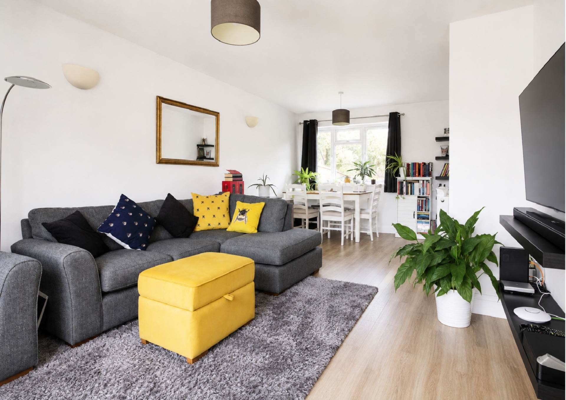 Dryden Close, Aylesbury, Image 2