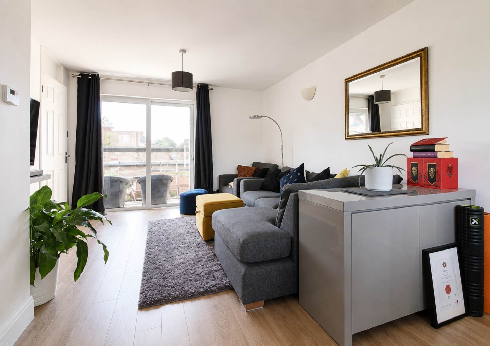 Dryden Close, Aylesbury, Image 5