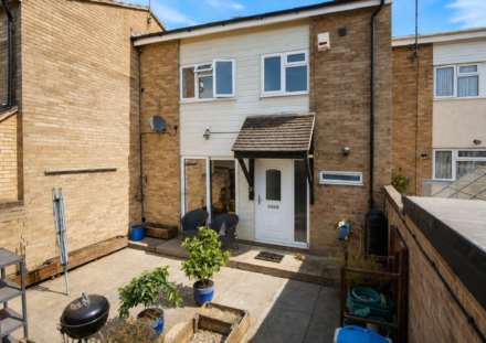 Property For Sale Dryden Close, Aylesbury