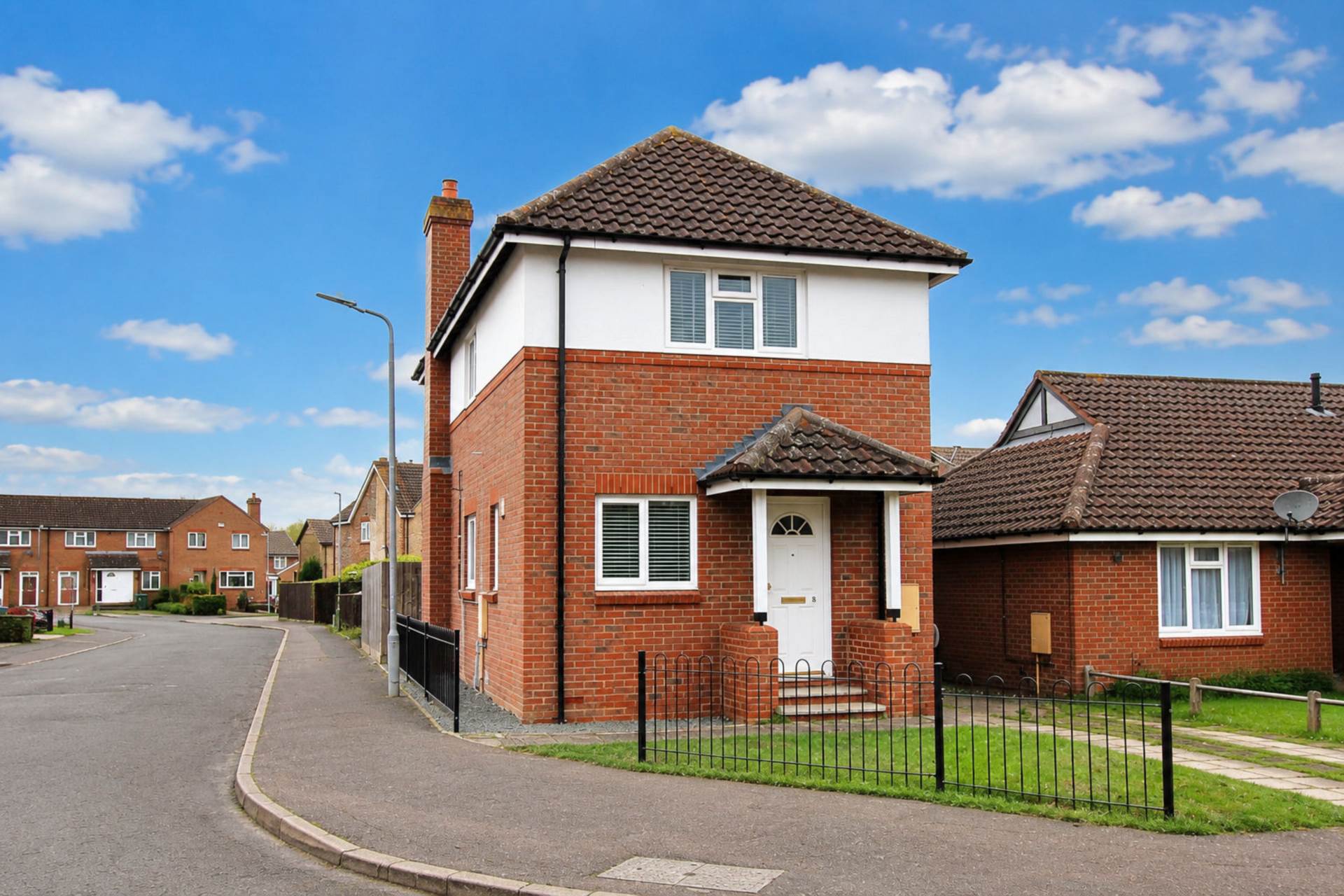 Angus Road, Aylesbury, Image 1