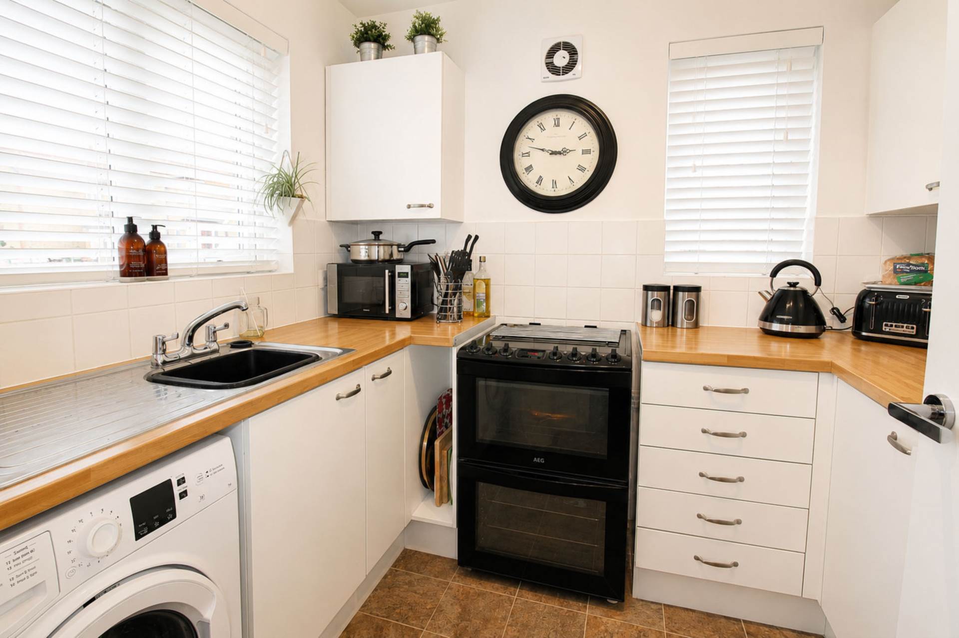 Angus Road, Aylesbury, Image 5