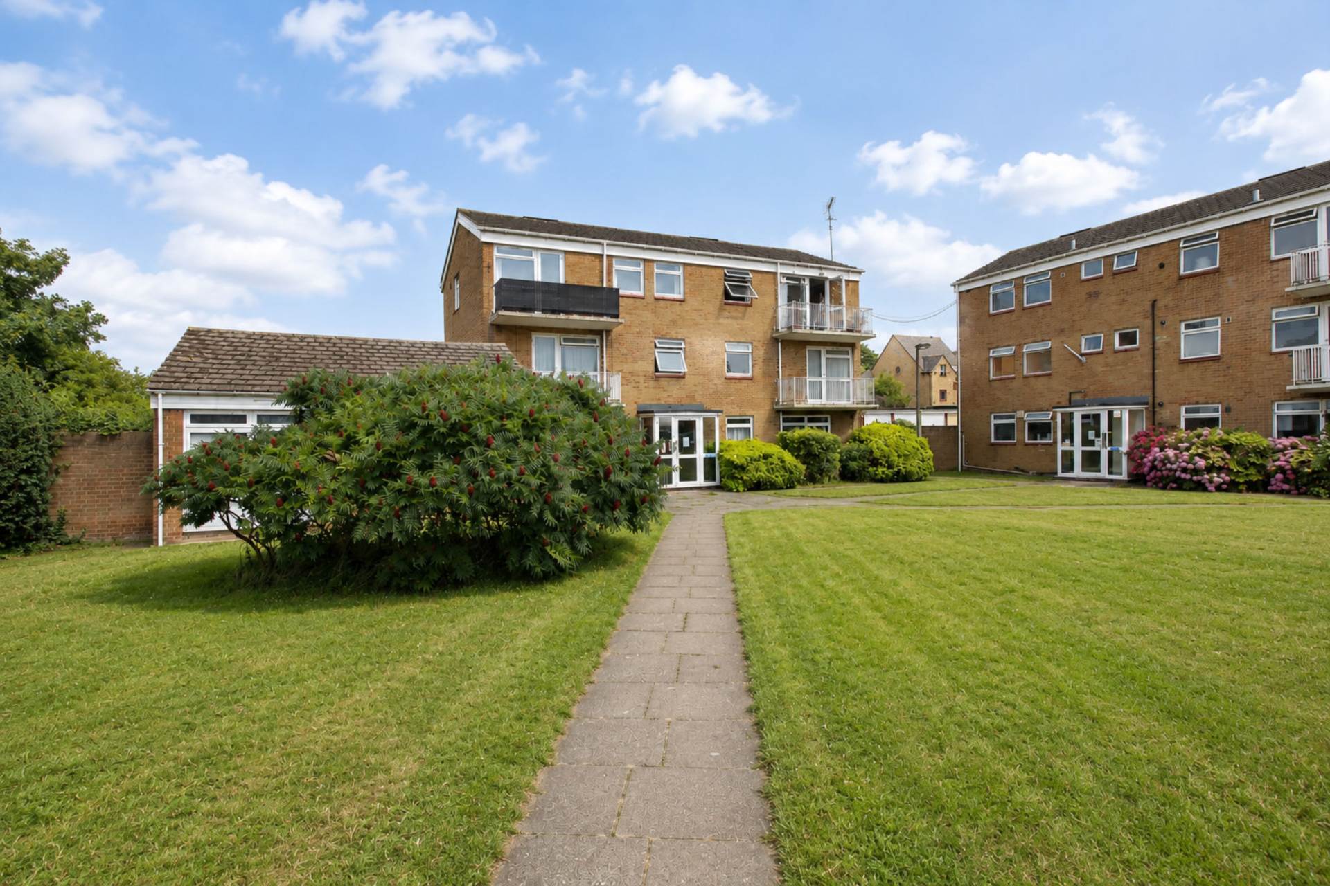 Hastoe Park, Aylesbury, Image 10