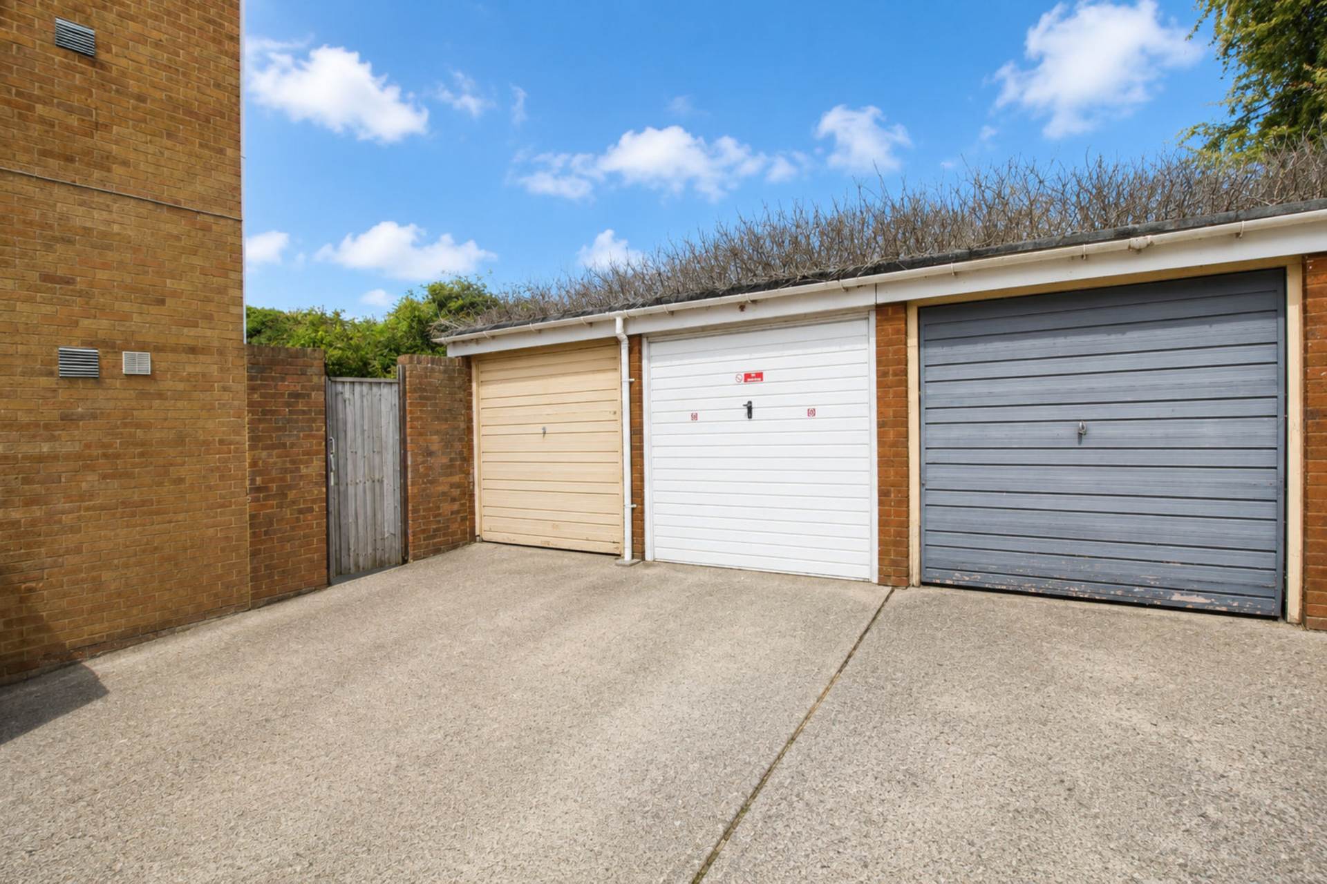 Hastoe Park, Aylesbury, Image 4