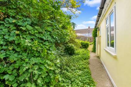 Prebendal Avenue, Aylesbury, Image 11