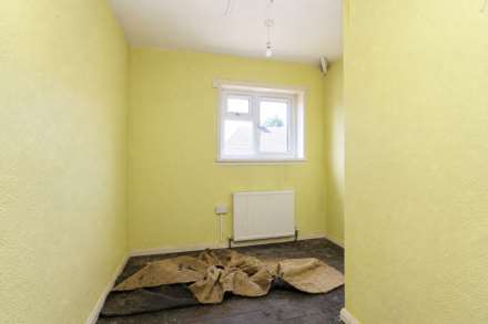Prebendal Avenue, Aylesbury, Image 9