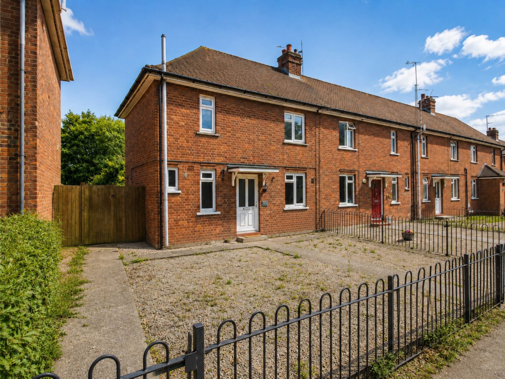 Oxford Road, Aylesbury, Image 1