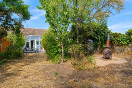 Broughton Avenue, Aylesbury, Image 11