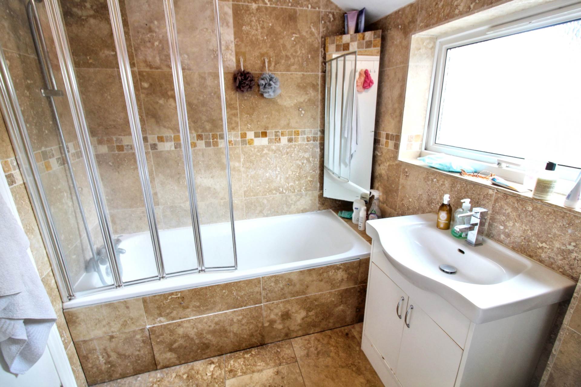 Tring Road, Aylesbury, Image 6