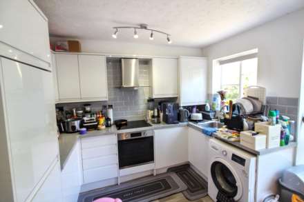 Lark Vale, Aylesbury, Image 3