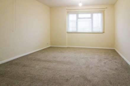 Fowler Road, Aylesbury, Image 5