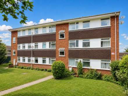 Bishops Walk, Aylesbury, Image 8