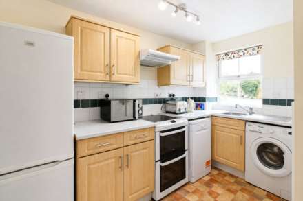 Rake Way, Aylesbury, Image 3