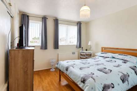 Thackeray End, Aylesbury, Image 9