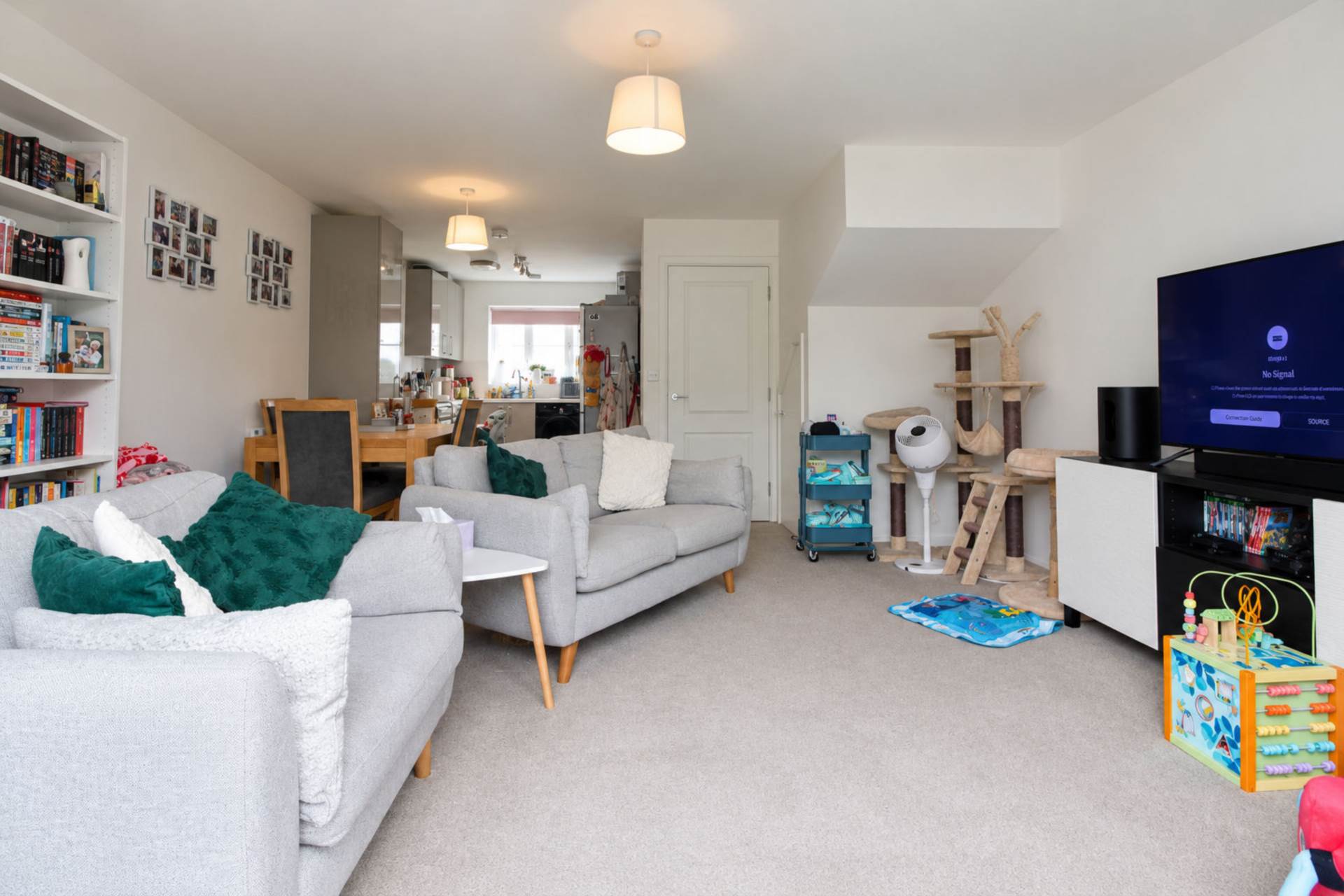 Kirkeby Close, Aylesbury, Image 2