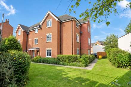 Fountain Court, Aylesbury, Image 9