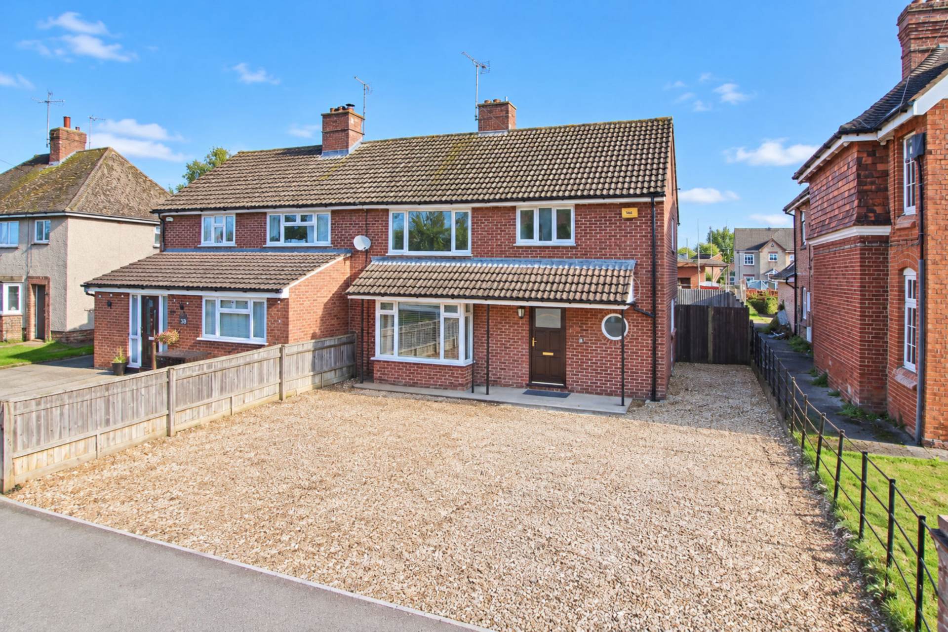 Buckingham Road, Winslow, Image 1