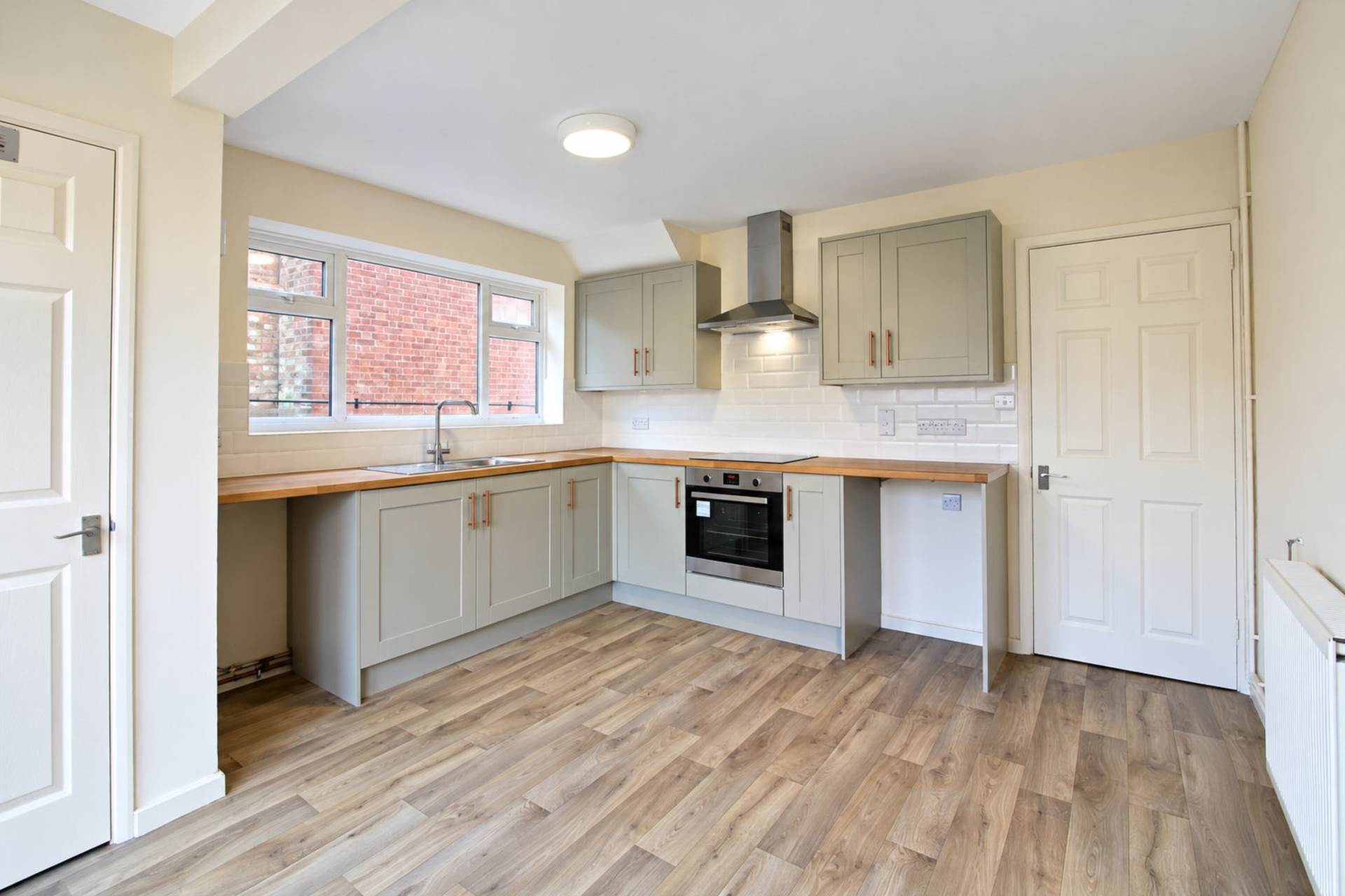 Buckingham Road, Winslow, Image 2