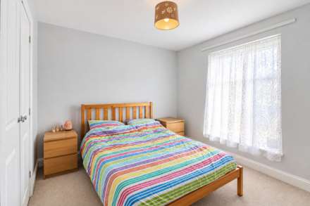 Gwendoline Buck Drive, Aylesbury, Image 7