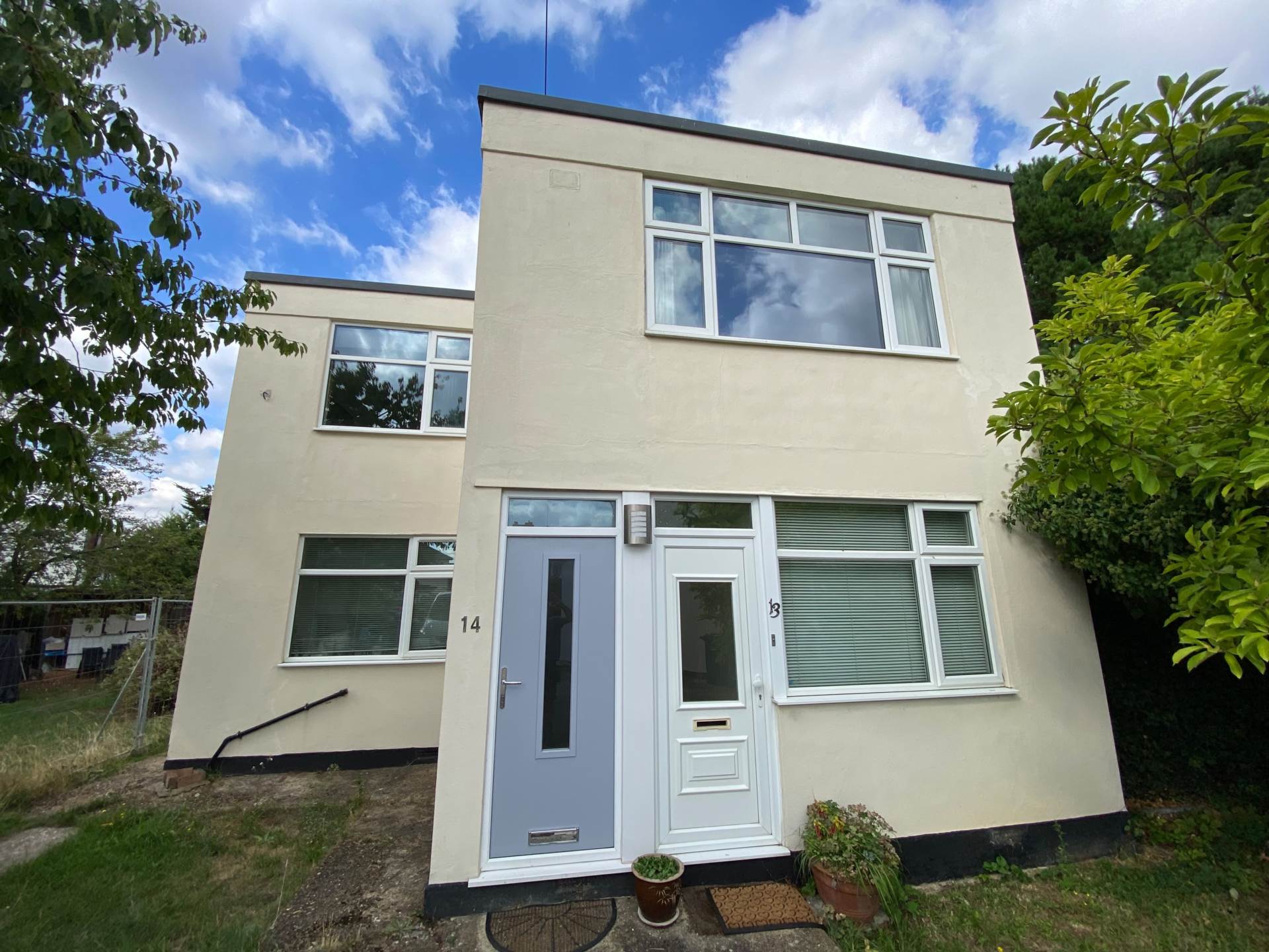 Vineyard Avenue, London, Image 1