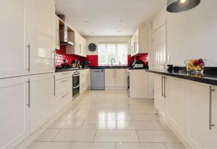 Petronel Road, Aylesbury, Image 3
