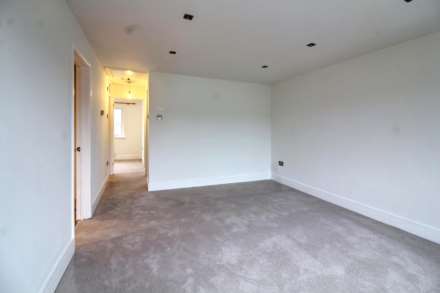 Ingram Avenue, Aylesbury, Image 8