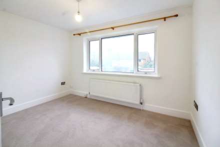 Ingram Avenue, Aylesbury, Image 9