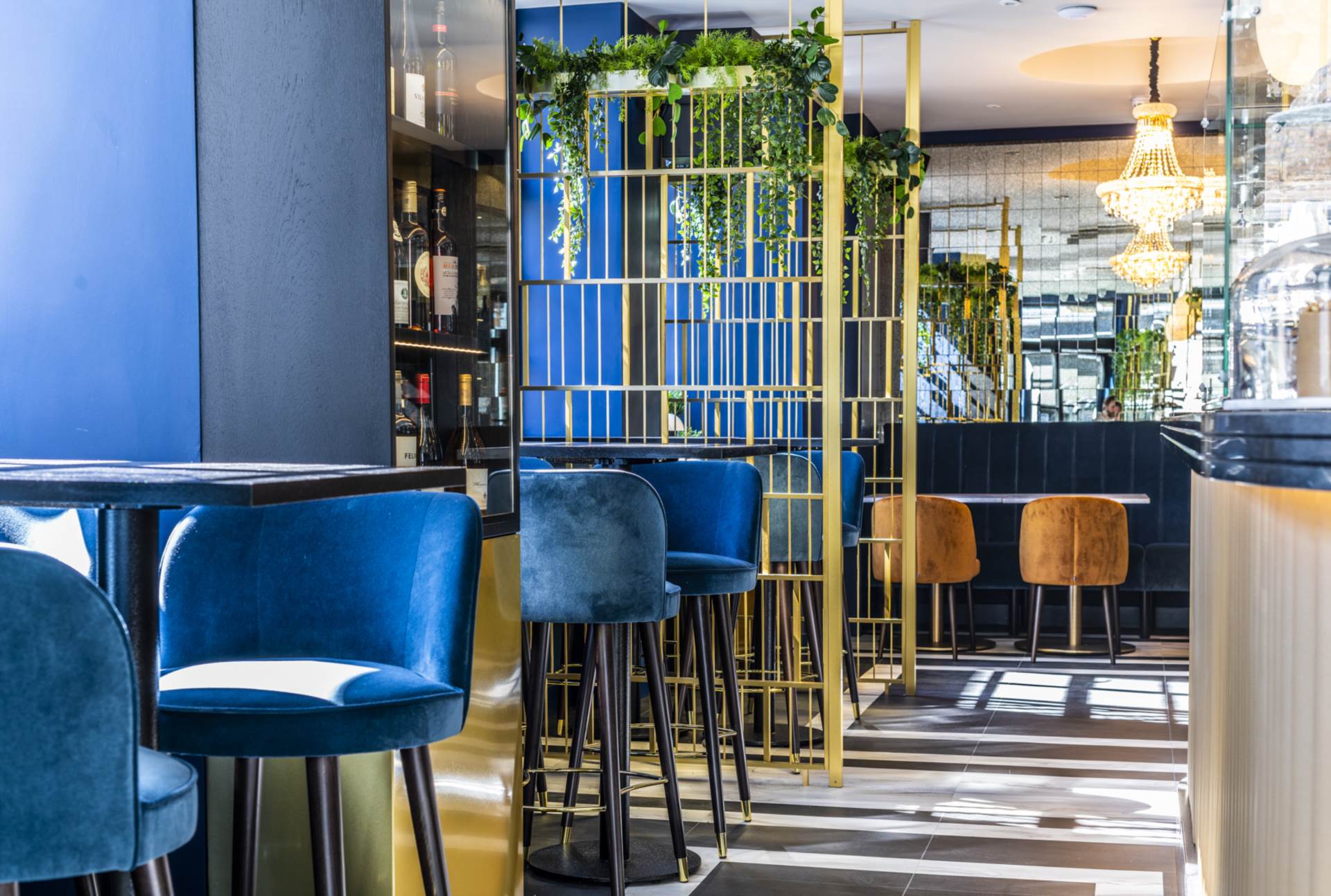 Reign Bar and Lounge 13 Albion Street Broadstrais CT10 1LU, Image 6